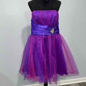 Masquerade size Junior 16/17 special occasion dress Y2K pink purple embellished